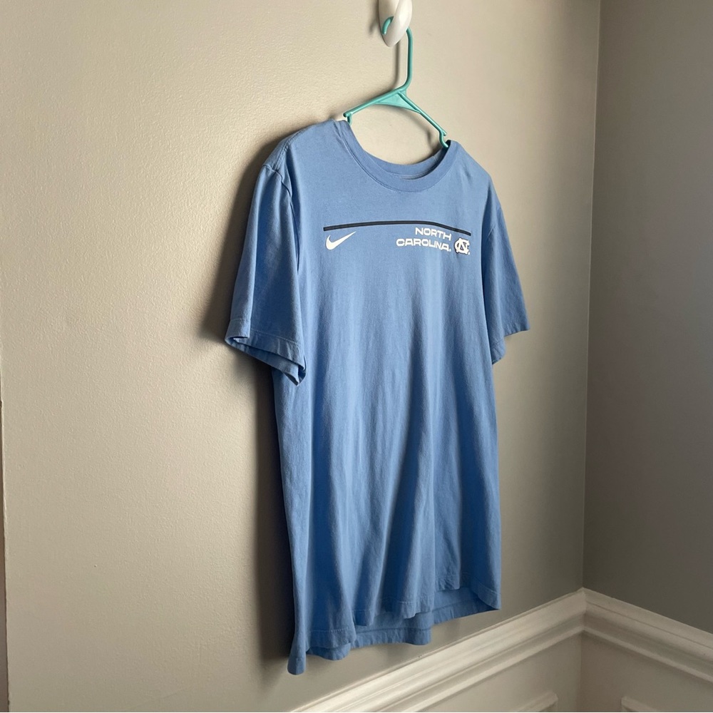 Nike UNC North Carolina Tar Heels Carolina Blue Shirt Size Men's Medium